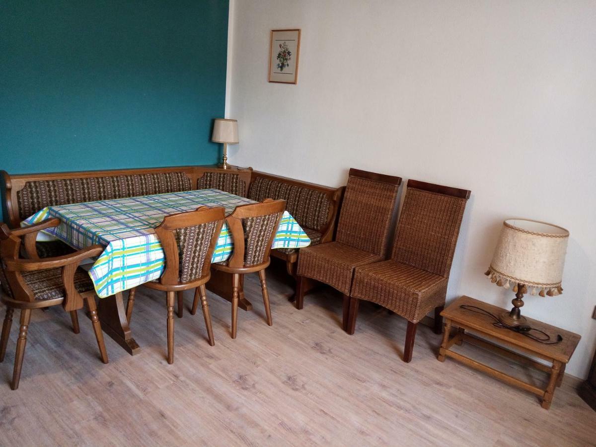 Villa Haus Stefanie à Niederburg Extérieur photo