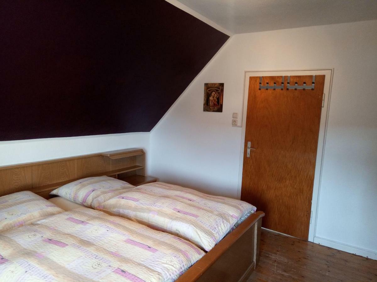 Villa Haus Stefanie à Niederburg Extérieur photo