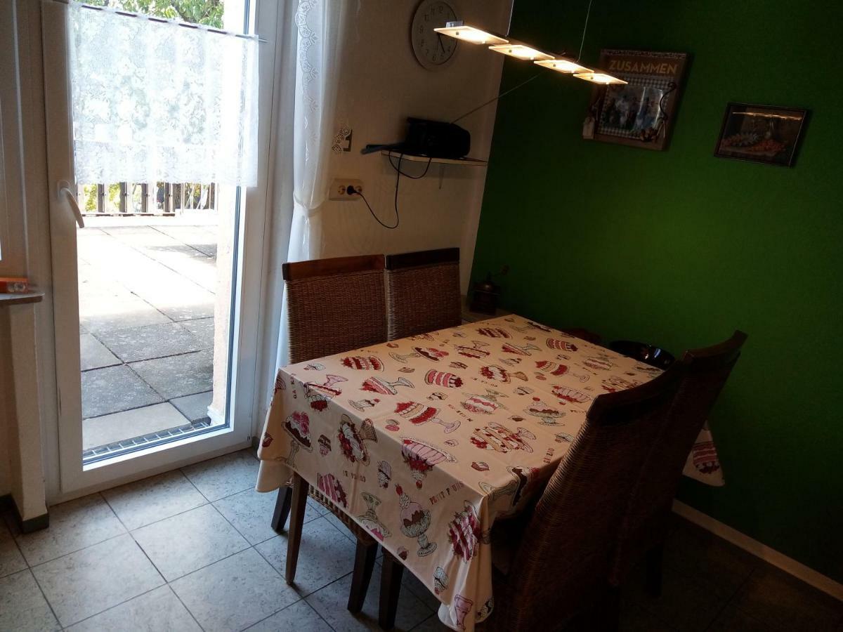 Villa Haus Stefanie à Niederburg Extérieur photo