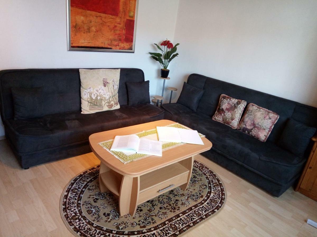 Villa Haus Stefanie à Niederburg Extérieur photo